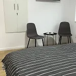 Accommode